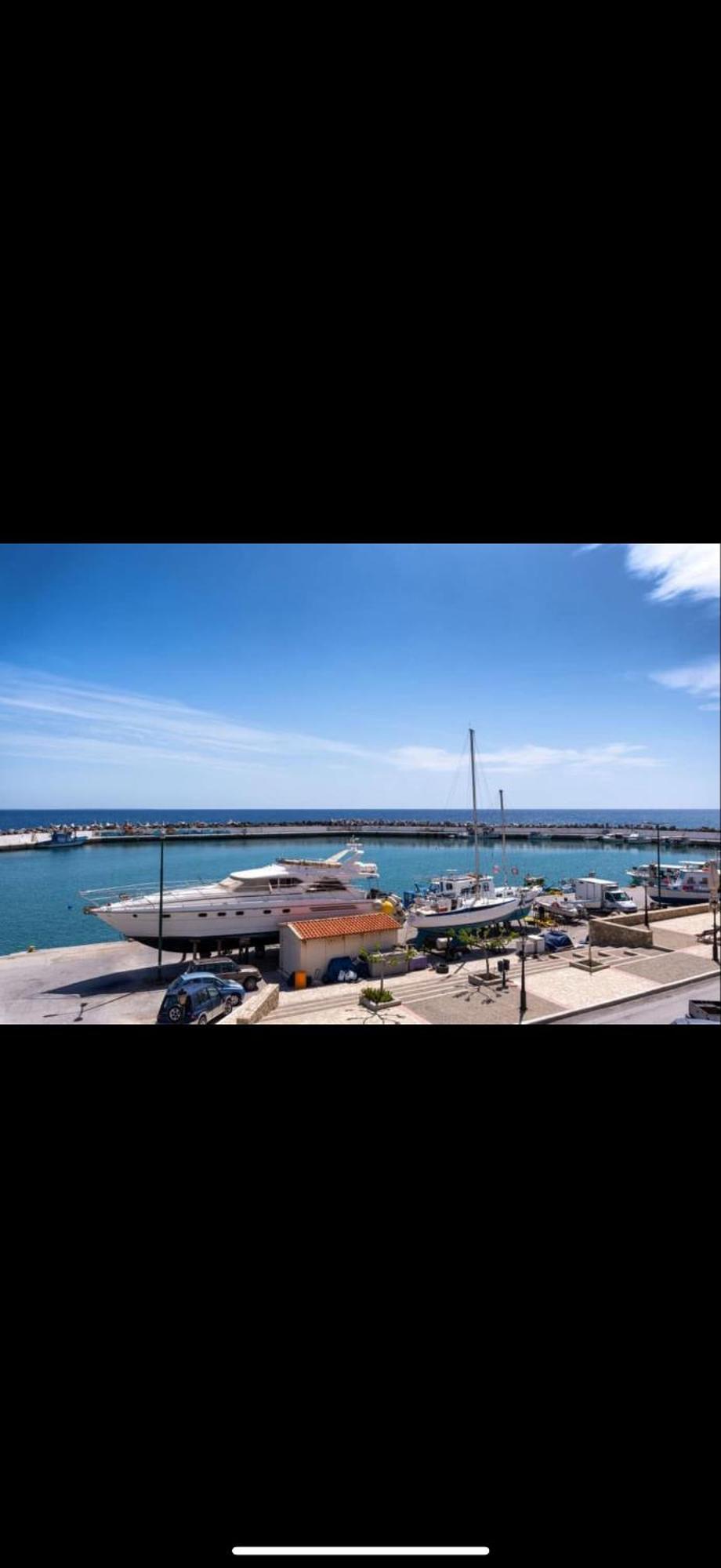 Big Blue Suites 2 Ierapetra  Bagian luar foto